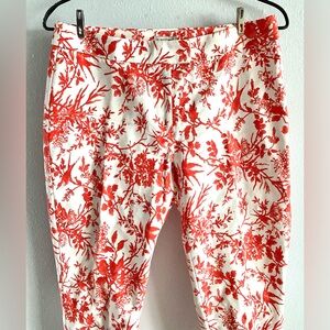 ☘️J Peterman LC Toile capri trousers, size 6 
coral and ivory